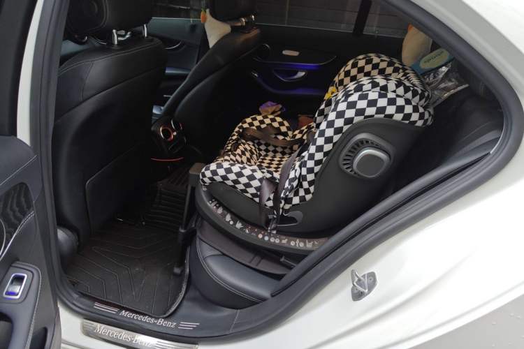 Used Mercedes-Benz C-Class 2020 C 260 L Sport Edition Interior 4