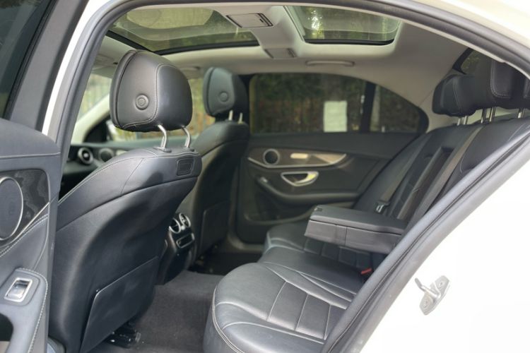 Used Mercedes-Benz C-Class 2020 C 260 L Sport Edition Interior 4