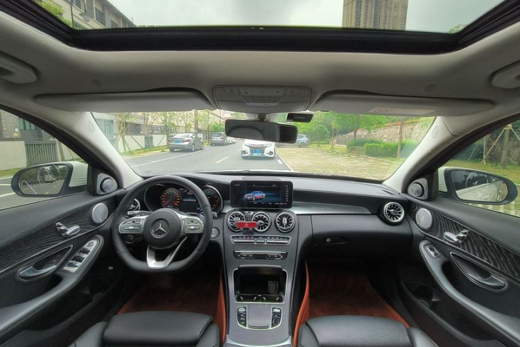 Used Mercedes-Benz C-Class 2020 C 200 L Fashion Edition Sport Version Interior 4