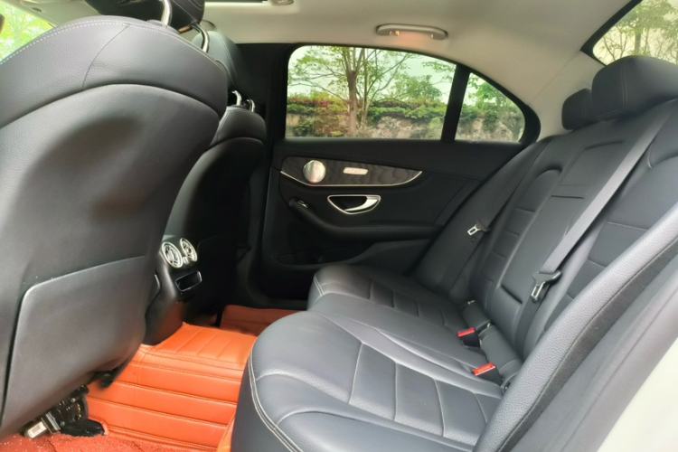Used Mercedes-Benz C-Class 2020 C 200 L Fashion Edition Sport Version Interior 4