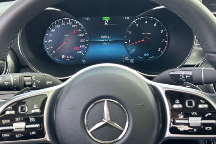 Used Mercedes-Benz C-Class 2020 Facelifted C 260 Estate Interior 4