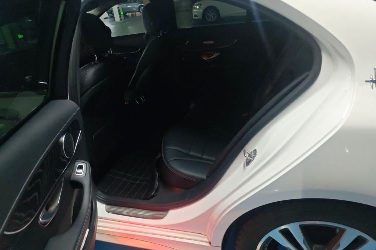 Used Mercedes-Benz C-Class 2020 C 200 L Fashion Edition Sport Version Interior 4