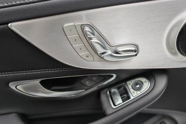 Used Mercedes-Benz C-Class 2020 C 200 Coupe Interior 5