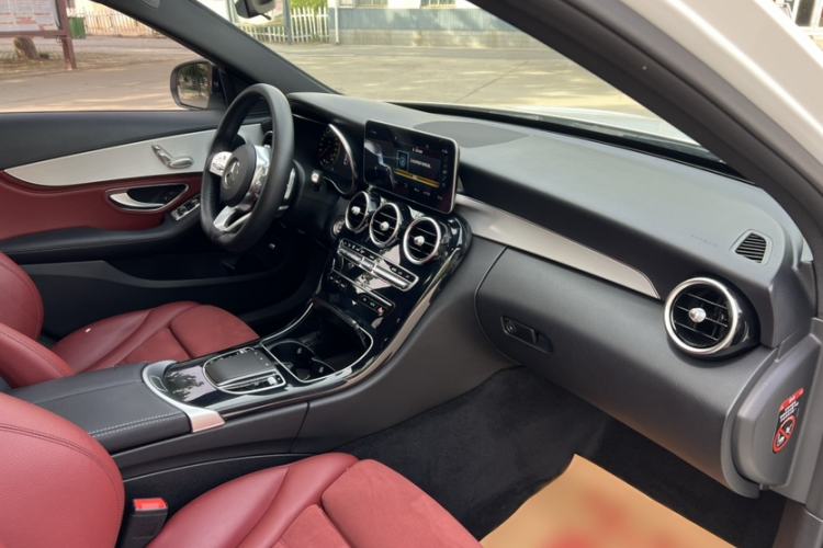 Used Mercedes-Benz C-Class 2020 Restyled C 260 Sport Edition Interior 5