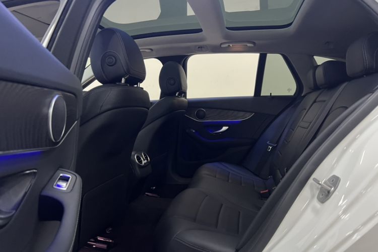Used Mercedes-Benz C-Class 2020 Facelifted C 260 Estate Interior 6