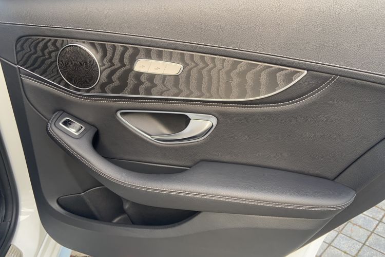 Used Mercedes-Benz C-Class 2020 C 260 L Sport Edition Interior 6