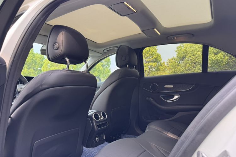 Used Mercedes-Benz C-Class 2020 C 260 L Sport Edition Interior 6