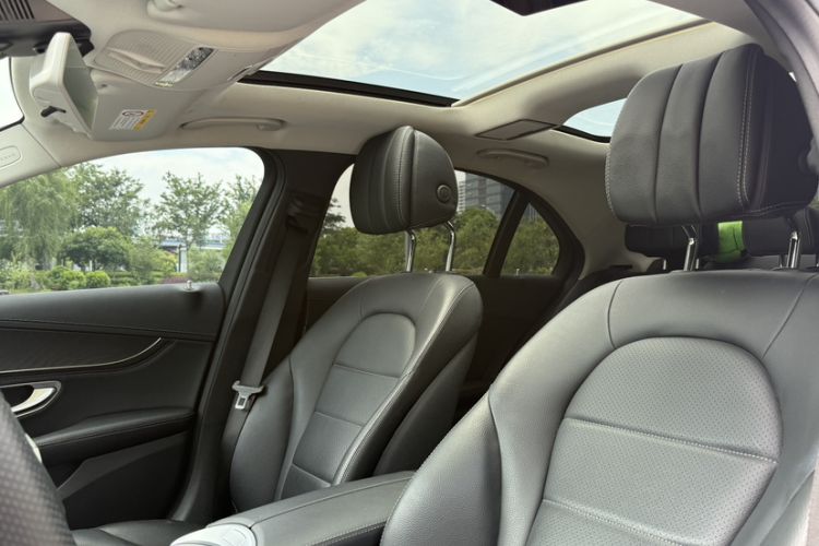 Used Mercedes-Benz C-Class 2020 C 260 L Sport Edition Interior 7