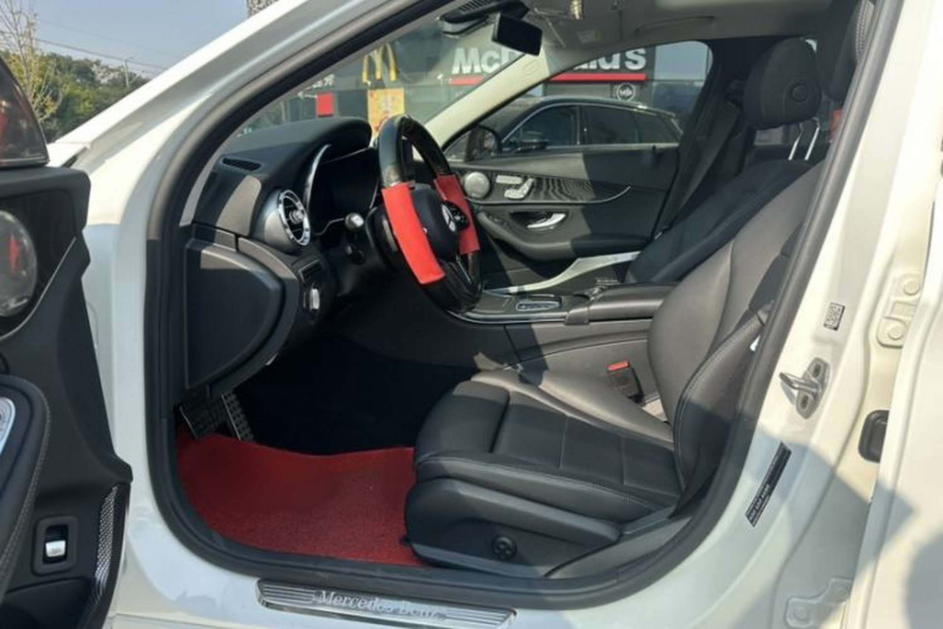 Used Mercedes-Benz C-Class 2020 Facelifted C 260 Estate Interior 7