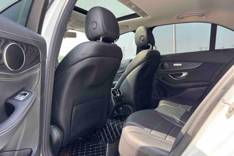 Used Mercedes-Benz C-Class 2020 C 200 L Fashion Edition Sport Version Interior 7