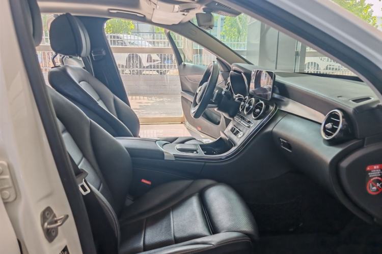 Used Mercedes-Benz C-Class 2020 C 260 L Sport Edition Interior 7