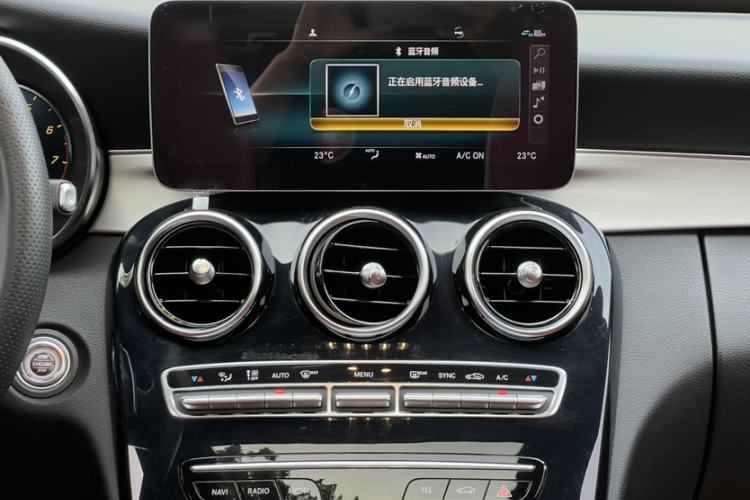 Used Mercedes-Benz C-Class 2020 Restyled C 260 Sport Edition Interior 8