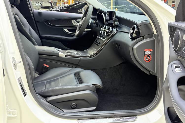Used Mercedes-Benz C-Class 2020 Restyled C 260 L Sport Edition Interior 9