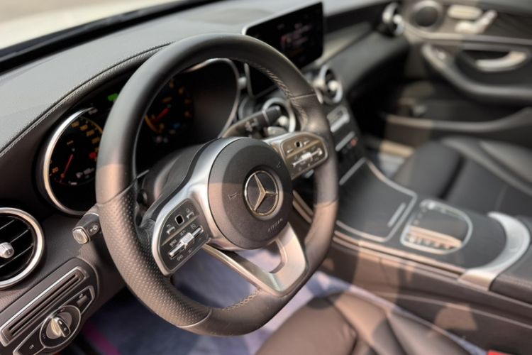 Used Mercedes-Benz C-Class 2020 C 260 L Sport Edition Interior 9