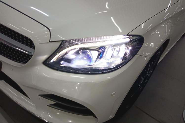 Used Mercedes-Benz C-Class 2020 C 260 4MATIC Coupe Left Front Headlight