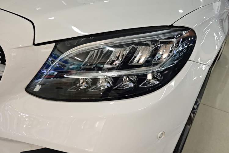 Used Mercedes-Benz C-Class 2020 Facelifted C 260 Estate Left Front Headlight