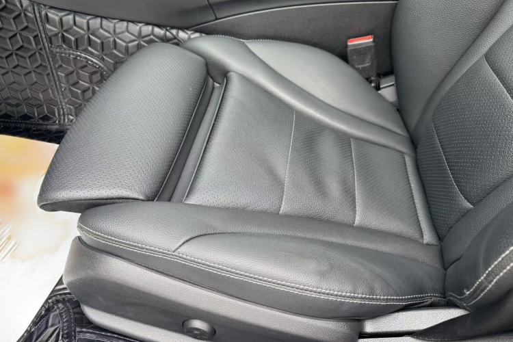 Used Mercedes-Benz C-Class 2020 Restyled C 260 L Sport Edition Left Front Seat