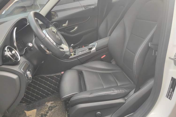Used Mercedes-Benz C-Class 2020 C 200 L Fashion Edition Sport Version Left Front Seat