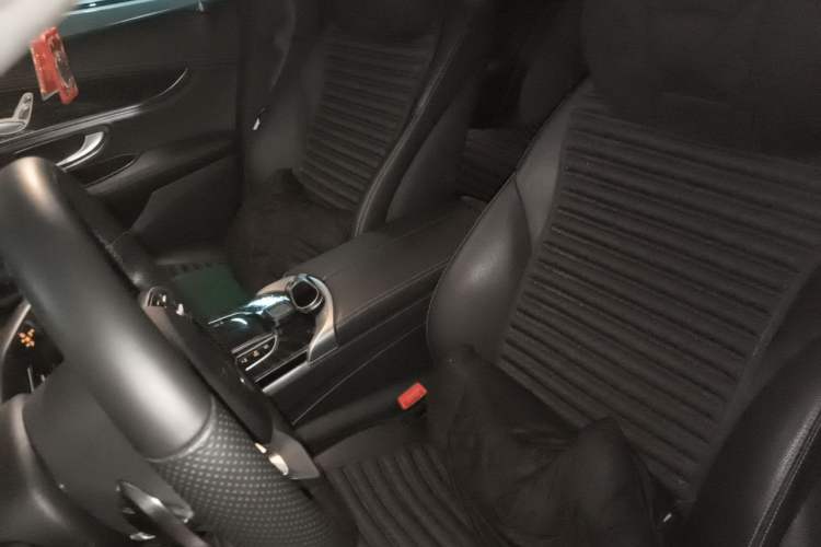 Used Mercedes-Benz C-Class 2020 C 200 L Fashion Edition Sport Version Left Front Seat