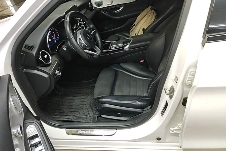 Used Mercedes-Benz C-Class 2020 Restyled C 260 Sport Edition Left Front Seat