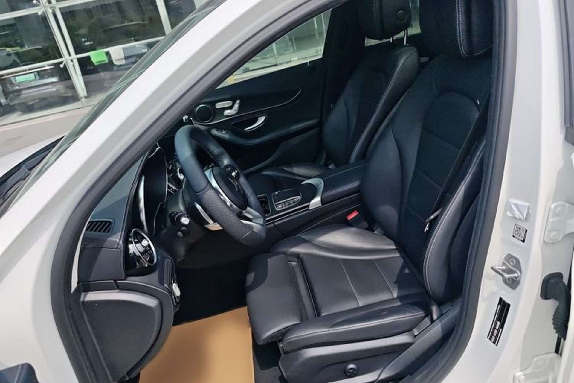 Used Mercedes-Benz C-Class 2020 Restyled C 260 L Sport Edition Left Front Seat
