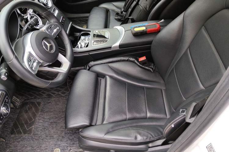 Used Mercedes-Benz C-Class 2020 Restyled C 200 L Fashion Edition Sport Version Left Front Seat