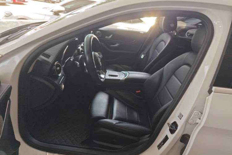Used Mercedes-Benz C-Class 2020 C 200 L Fashion Edition Sport Version Left Front Seat