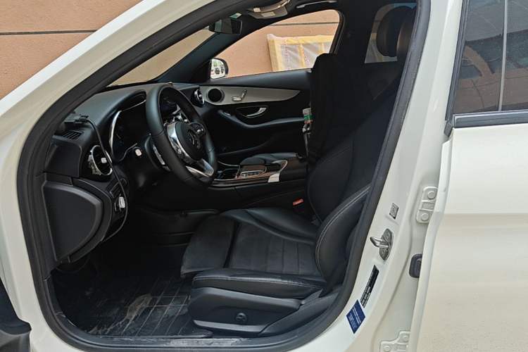 Used Mercedes-Benz C-Class 2020 C 260 Sport Edition Left Front Seat
