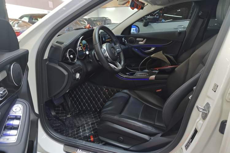 Used Mercedes-Benz C-Class 2020 Restyled C 260 L Sport Edition Left Front Seat