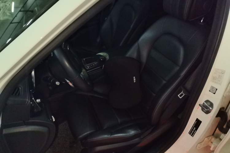 Used Mercedes-Benz C-Class 2020 C 260 L Sport Edition Left Front Seat