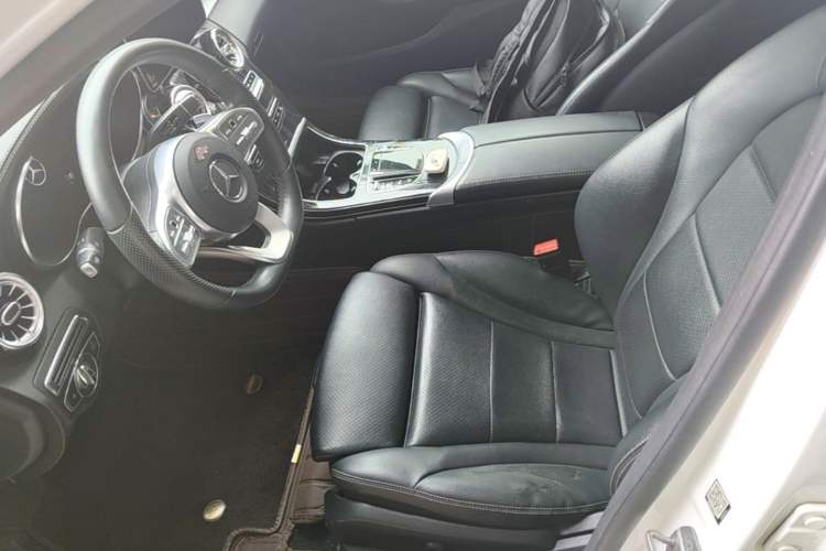 Used Mercedes-Benz C-Class 2020 Restyled C 200 L Fashion Edition Sport Version Left Front Seat