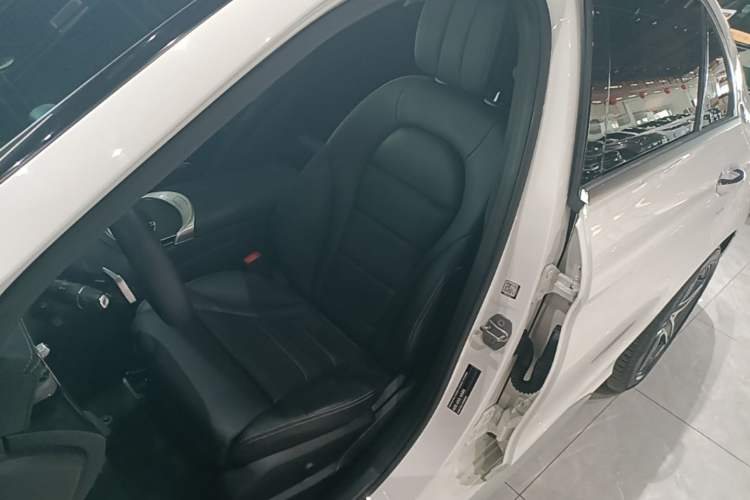 Used Mercedes-Benz C-Class 2020 Restyled C 260 L Sport Edition Left Front Seat