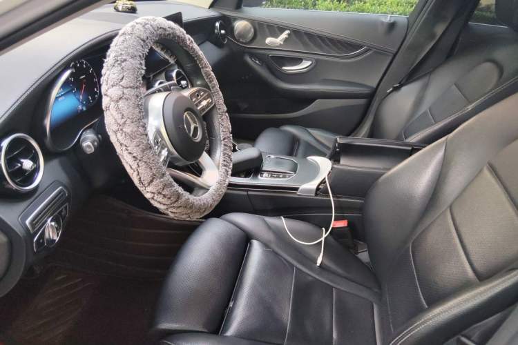 Used Mercedes-Benz C-Class 2020 C 200 L Fashion Edition Sport Version Left Front Seat