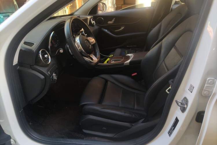 Used Mercedes-Benz C-Class 2020 C 200 L Fashion Edition Sport Version Left Front Seat