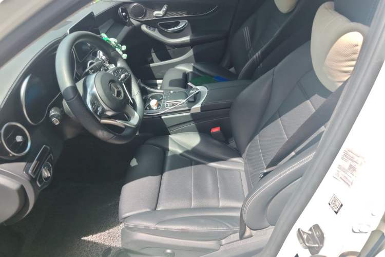 Used Mercedes-Benz C-Class 2020 C 200 L Fashion Edition Sport Version Left Front Seat