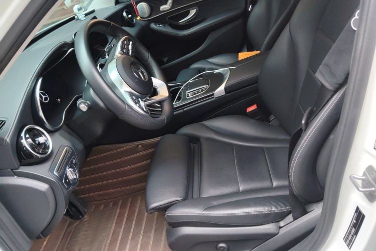 Used Mercedes-Benz C-Class 2020 Updated C 200 L Fashion Edition Left Front Seat
