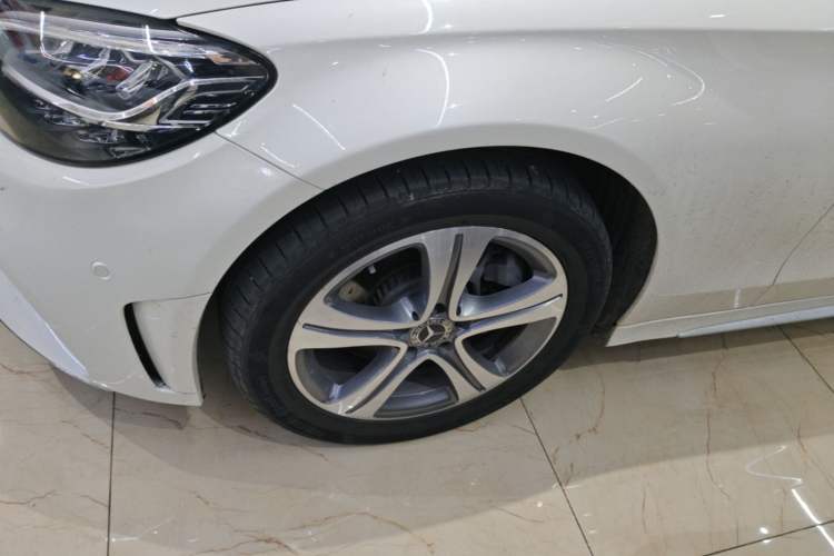 Used Mercedes-Benz C-Class 2020 C 260 L Sport Edition Left Front Wheel Hub