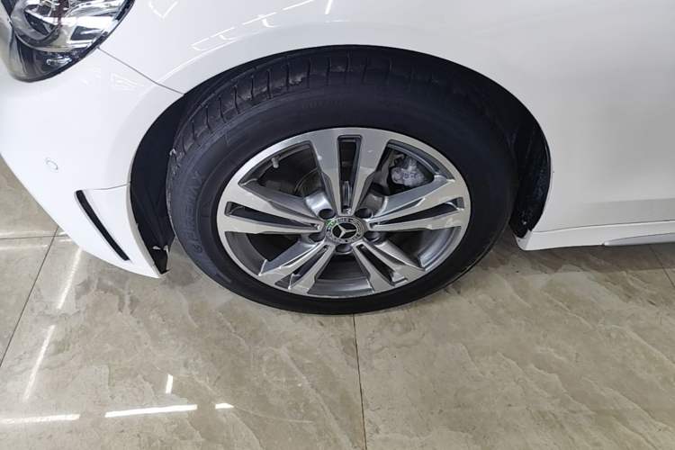 Used Mercedes-Benz C-Class 2020 C 200 L Dynamic Sport Edition Left Front Wheel Hub