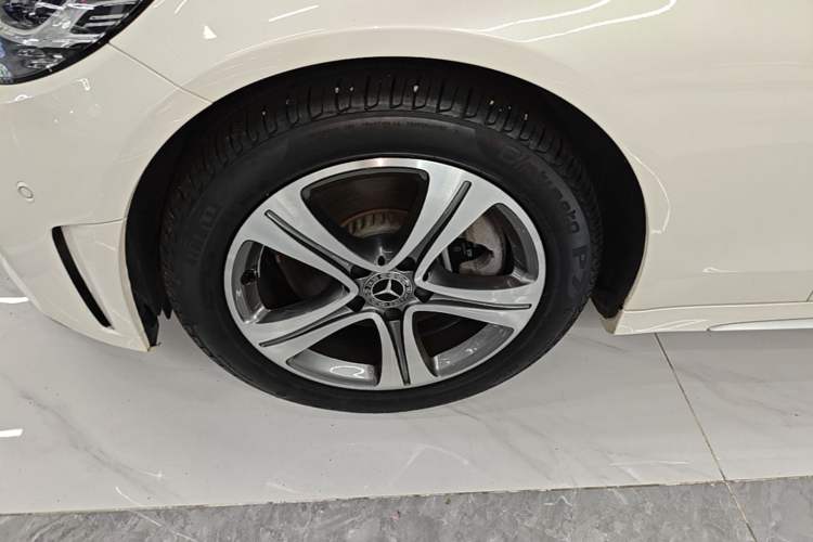 Used Mercedes-Benz C-Class 2020 C 260 L Sport Edition Left Front Wheel Hub