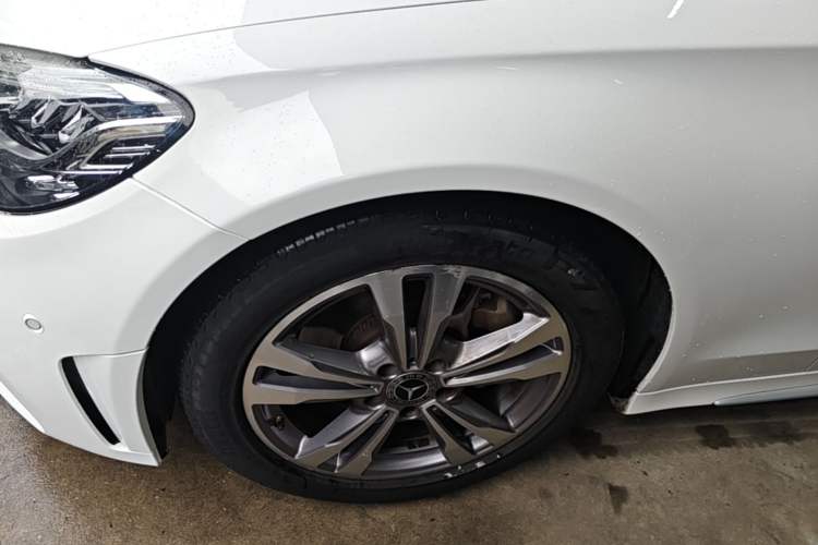 Used Mercedes-Benz C-Class 2020 C 200 L Fashion Edition Sport Version Left Front Wheel Hub