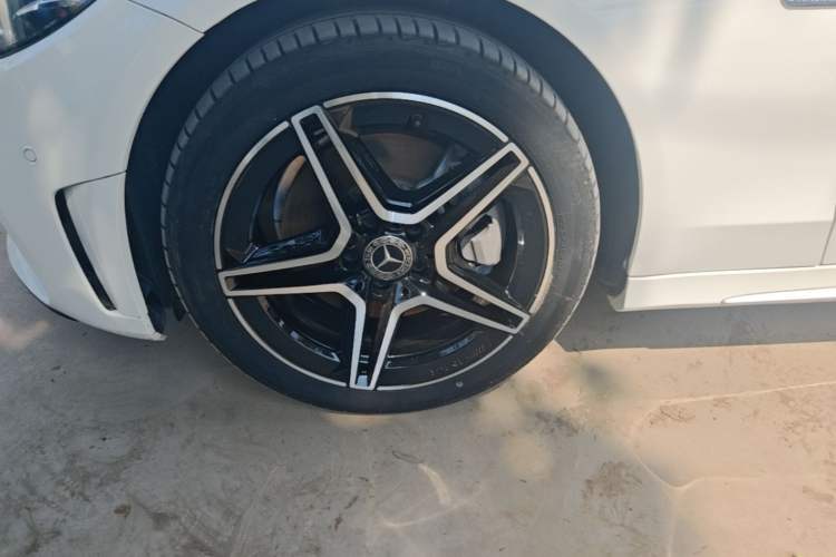 Used Mercedes-Benz C-Class 2020 Restyled C 260 L Sport Edition Left Front Wheel Hub