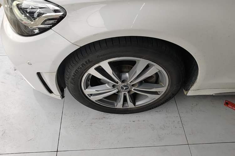 Used Mercedes-Benz C-Class 2020 Restyled C 200 L Fashion Edition Sport Version Left Front Wheel Hub