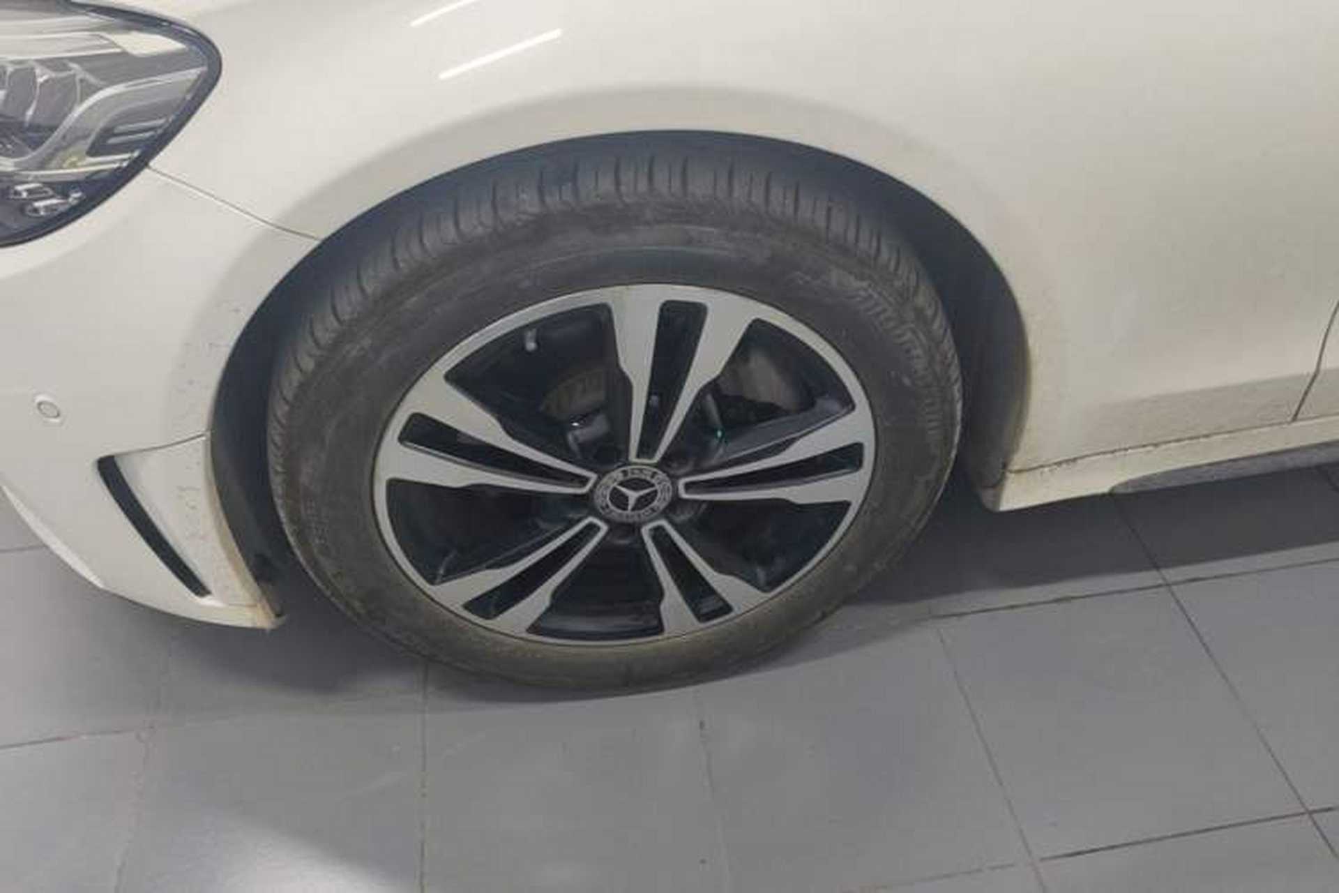 Used Mercedes-Benz C-Class 2020 C 260 Sport Edition Left Front Wheel Hub