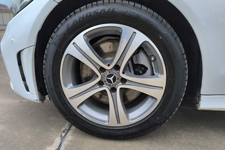 Used Mercedes-Benz C-Class 2020 C 260 L Sport Edition Left Front Wheel Hub