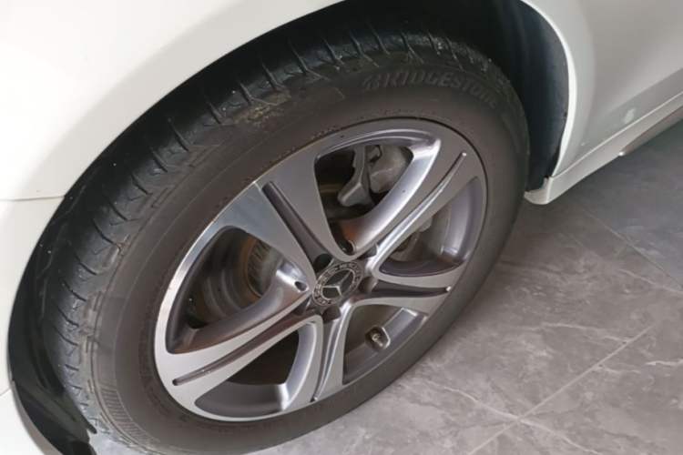 Used Mercedes-Benz C-Class 2020 Restyled C 260 L Sport Edition Left Front Wheel Hub