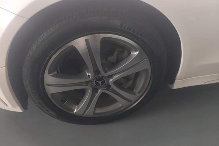 Used Mercedes-Benz C-Class 2020 C 260 L Sport Edition Left Front Wheel Hub