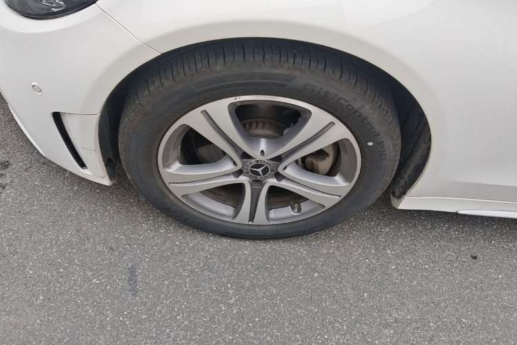 Used Mercedes-Benz C-Class 2020 Restyled C 260 L Sport Edition Left Front Wheel Hub