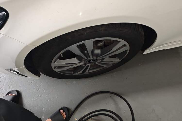 Used Mercedes-Benz C-Class 2020 Restyled C 200 L Fashion Edition Sport Version Left Front Wheel Hub
