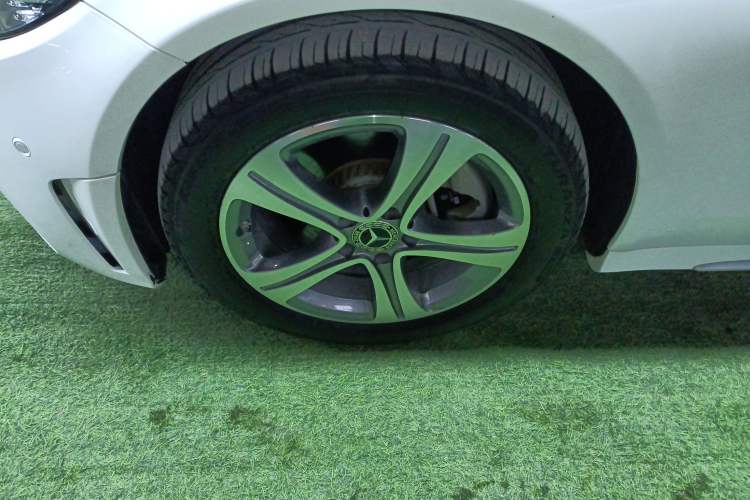 Used Mercedes-Benz C-Class 2020 C 260 L Sport Edition Left Front Wheel Hub