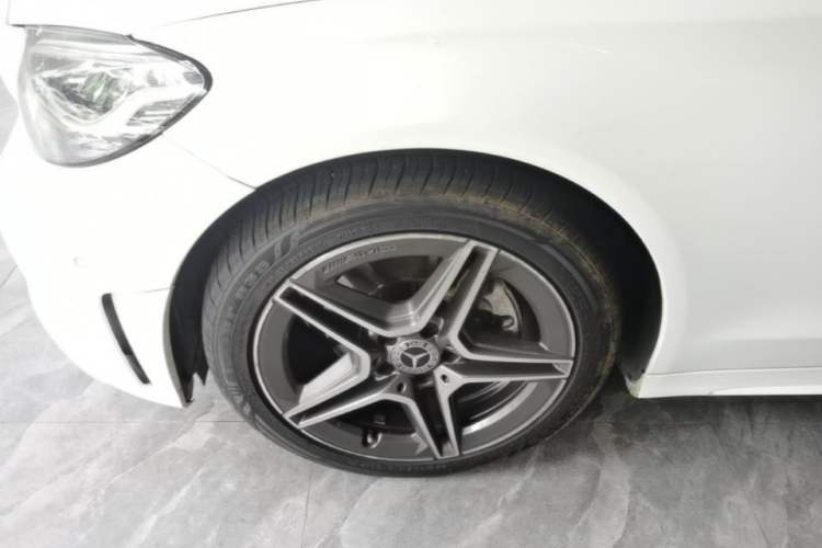 Used Mercedes-Benz C-Class 2020 Facelifted C 260 Estate Left Front Wheel Hub